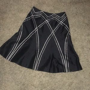 Amanda Smith 100% silk skirt